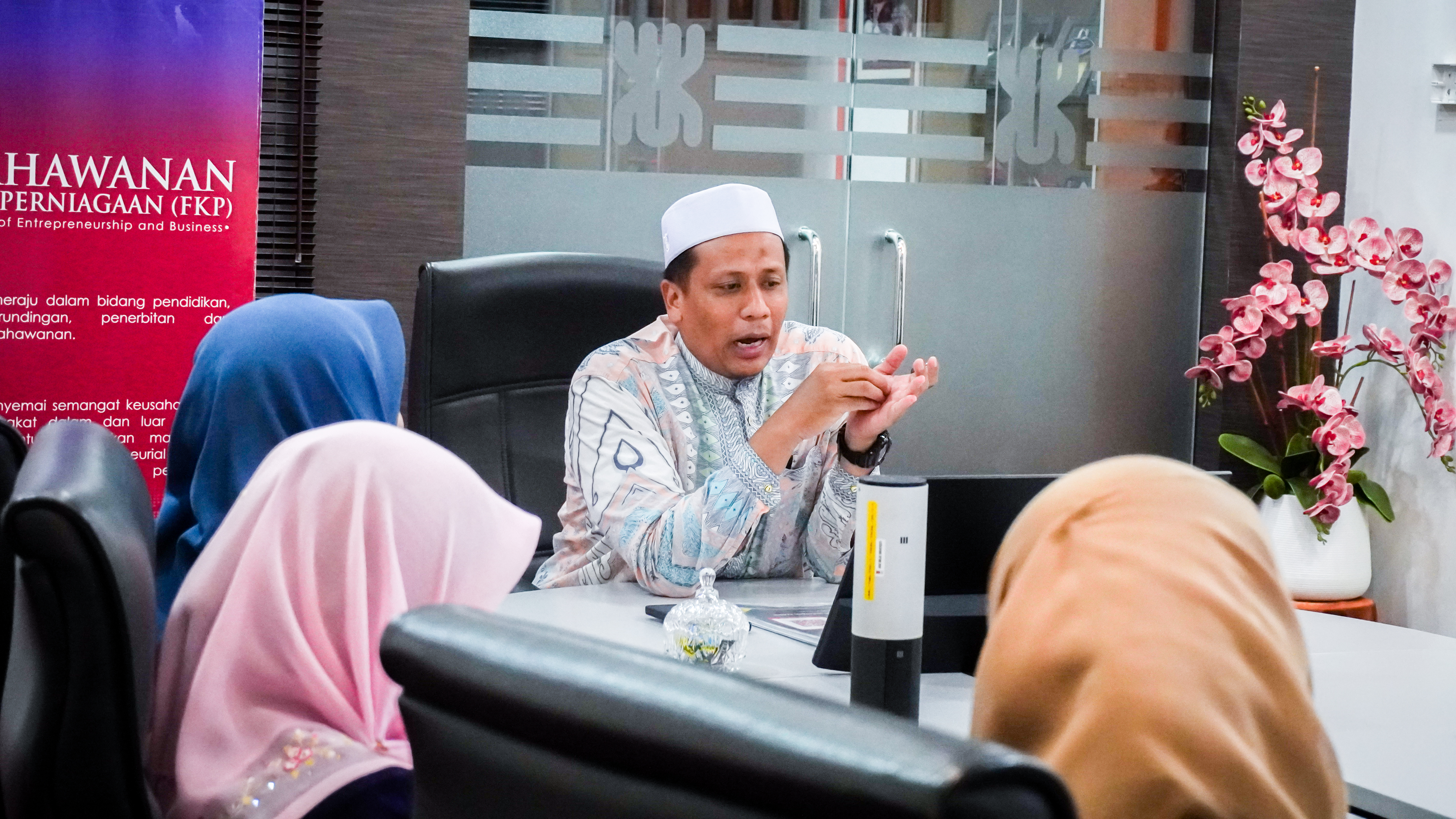 PROGRAM KERJA TILL JANNAH (KTJ) DAN PROGRAM SEJAM BERSAMA AL-QURAN (SBQ) ANJURAN PUSAT ISLAM UNIVERSITI